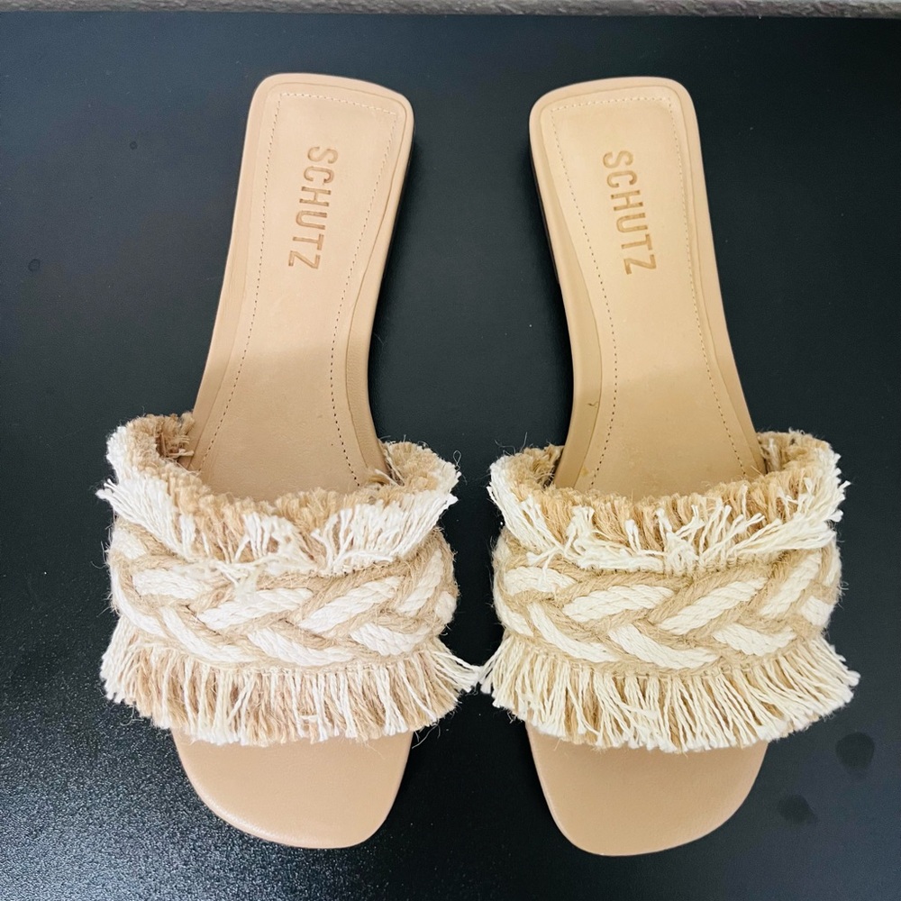 SCHUTZ Women's Beige Fringe Slide Sandals Size 7.5